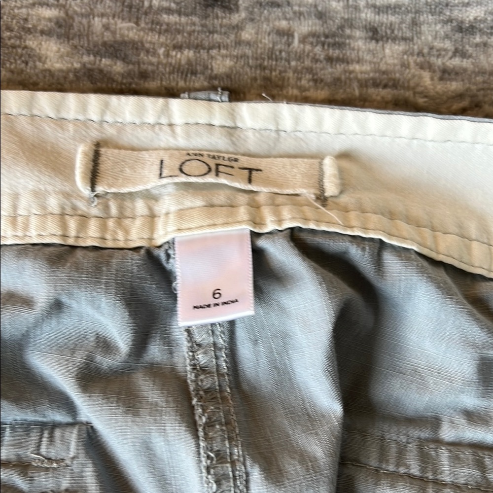 Gray Cargo Capris - Picture 3 of 6